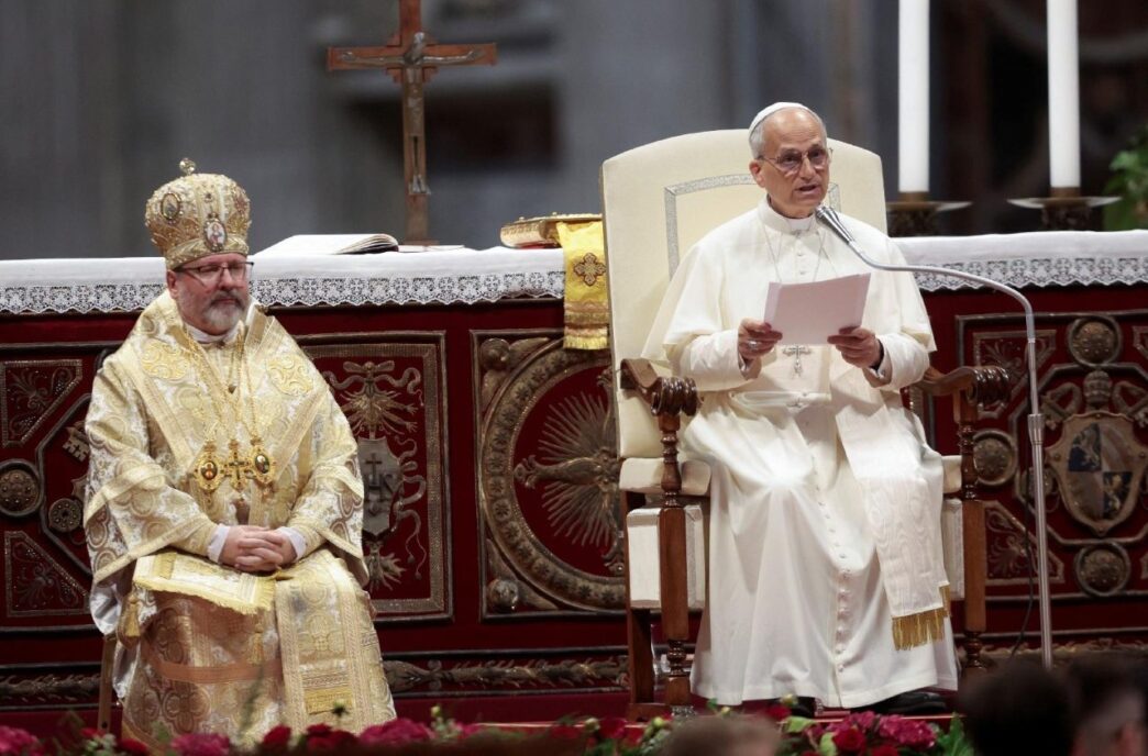 Il Papa Incontra I Fedeli Dell