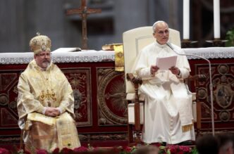 Il Papa Incontra I Fedeli Dell