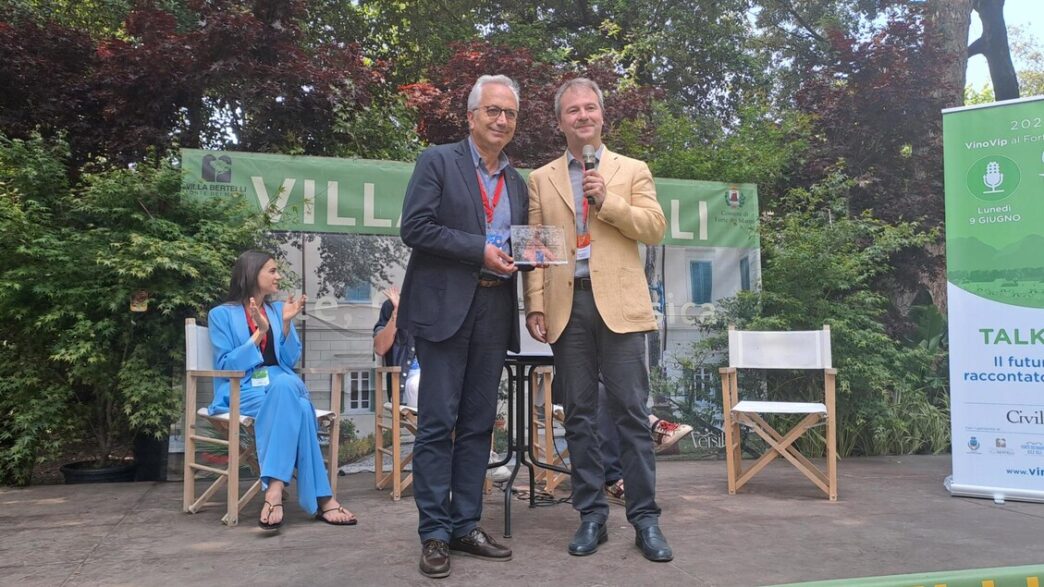 Il Premio Pino Khail A Luigi M