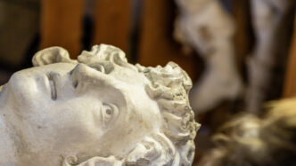 Il Restauro Delle Sculture Bar