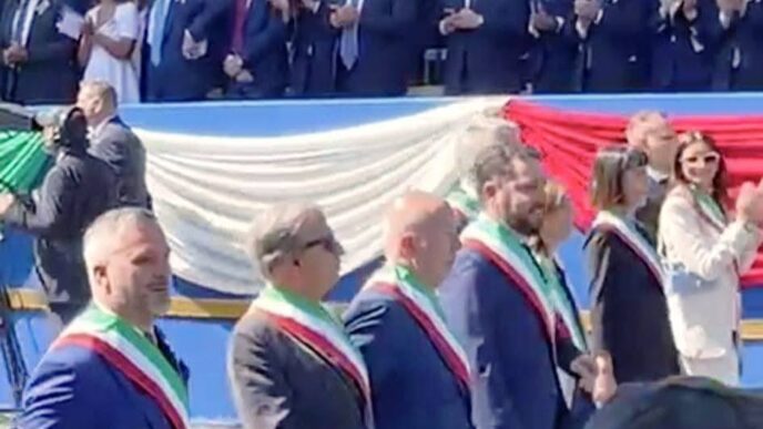 Il Sindaco Di Santa Marinella