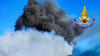 Incendio Alla Discarica Di Sca