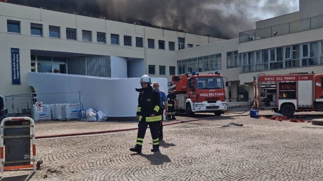Incendio Alla Facoltc3A0 Di Agron