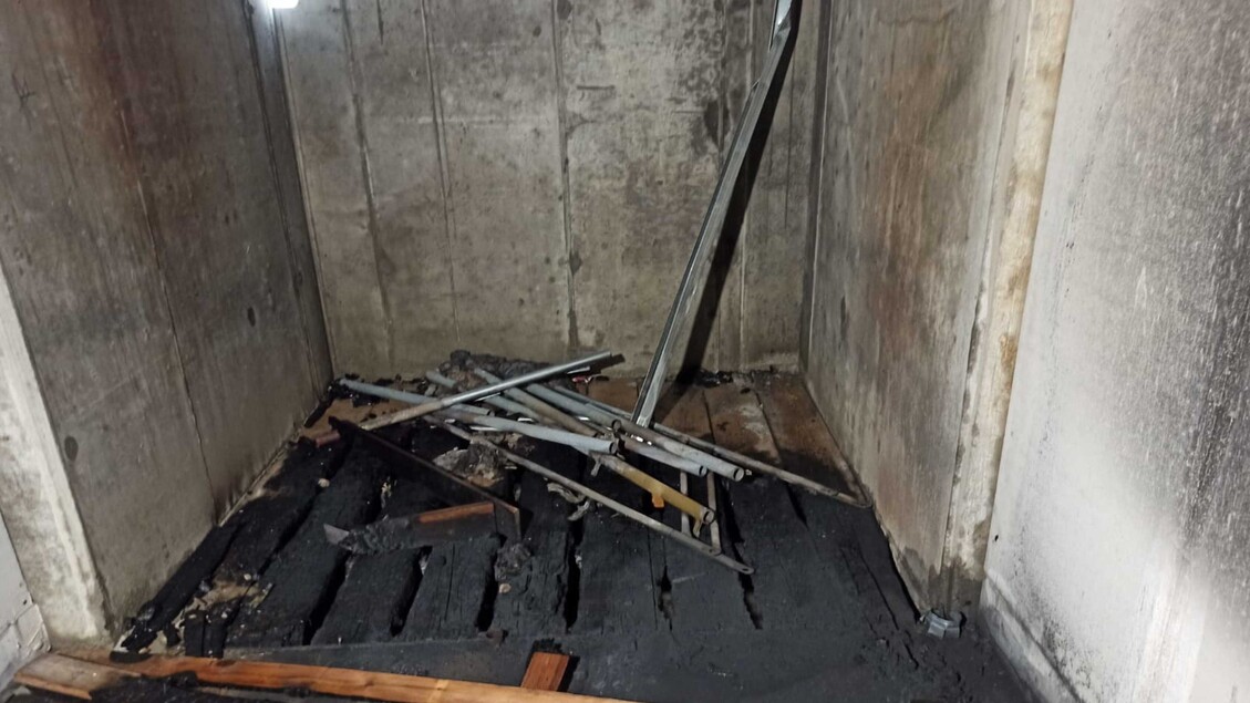 Incendio Doloso In Un Vano Asc