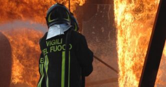 Incendio Improvviso A Torino C