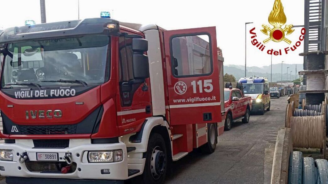 Incendio In Piana Del Sole E T