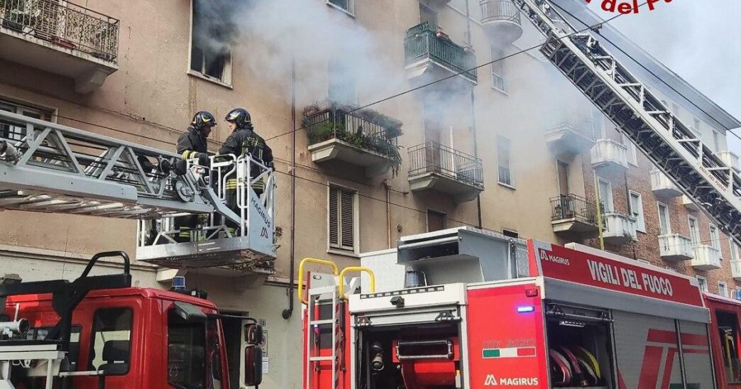 Incendio In Un Appartamento Di 2