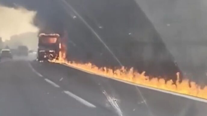 Incendio Su Un Bus Privato Sul