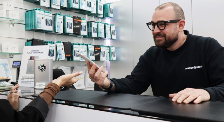 Innova Store A Ladispoli2C Nuov
