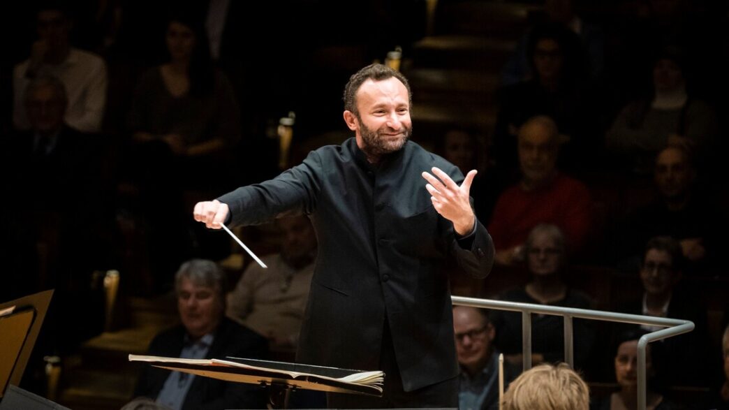 Kirill Petrenko Dirige Le28099Orche