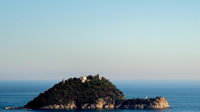L27Isola Gallinara Potrebbe Ria
