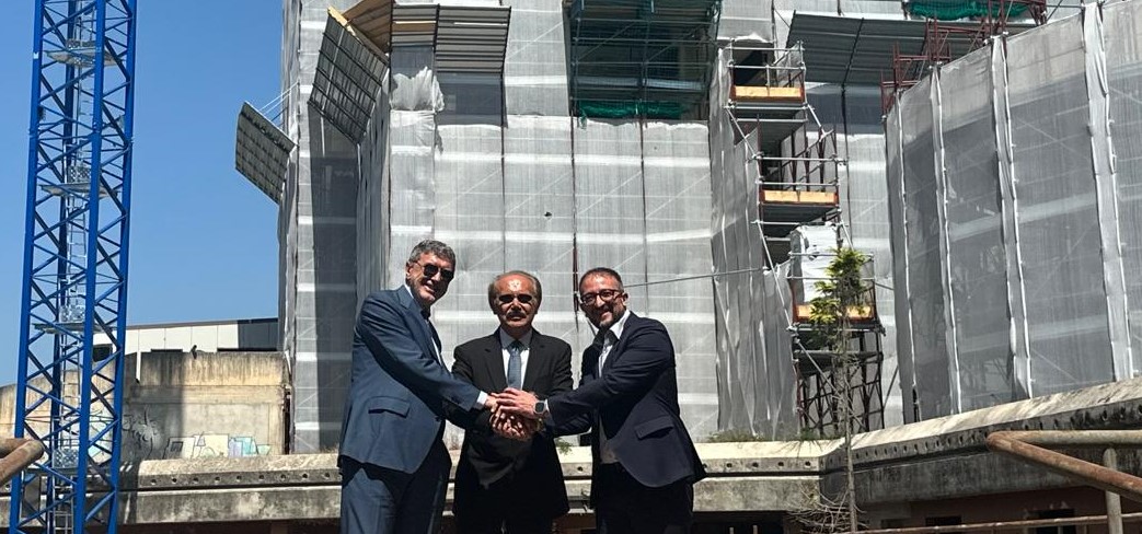 Le28099Aquila Presenta Student Hous