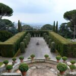 L’attesa Del Papa A Castel Gandolfo Torna A Riaccendere Storie Di Emozioni Tra Le Nuove Generazioni