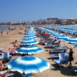 L’estate 2025 In Italia Sarà Un Banco Di Prova Per Le Famiglie Tra Bollette, Viaggi E Spese Domestiche