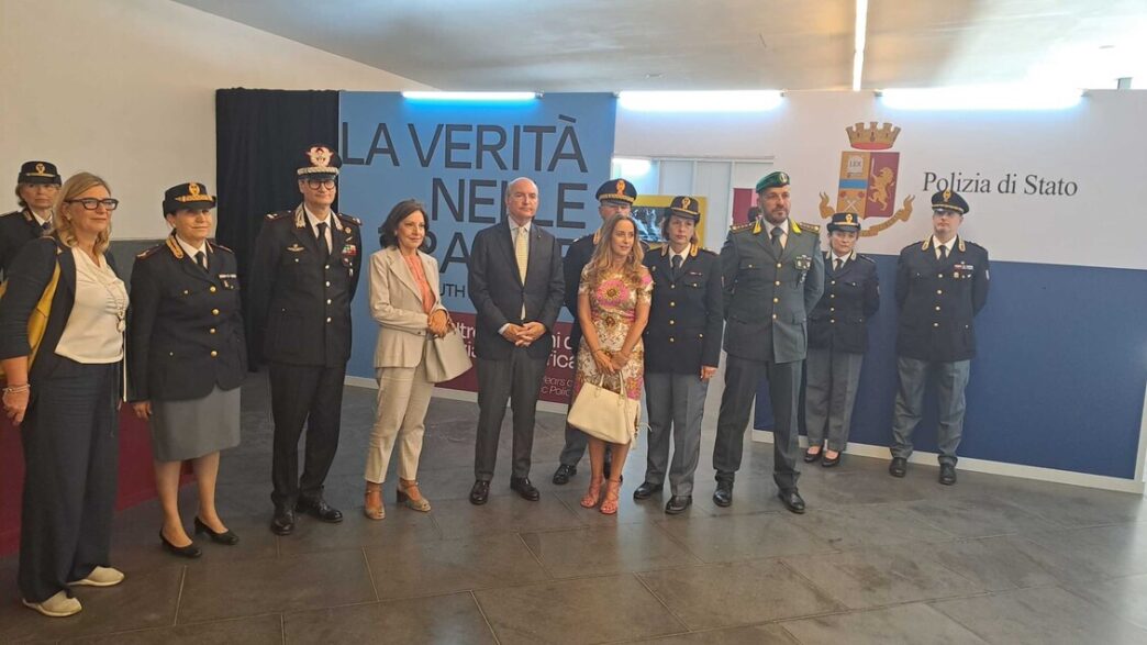La Mostra Alla Stazione Munici