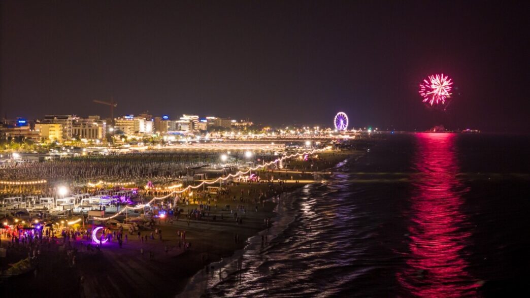 La Notte Rosa A Rimini Inaugur