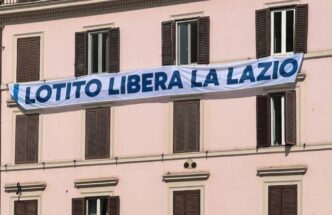 La Vicenda Dello Striscione 22L