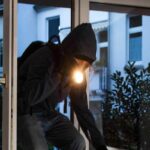 Ladro Sorpreso Mentre Ruba In Casa A Patrica, Bloccato Dal Figlio E Arrestato Dai Carabinieri