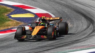 Lando Norris In Pole Al Gp De28099A