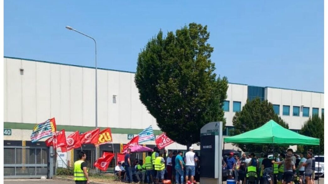 Lavoratori In Sciopero A Piace