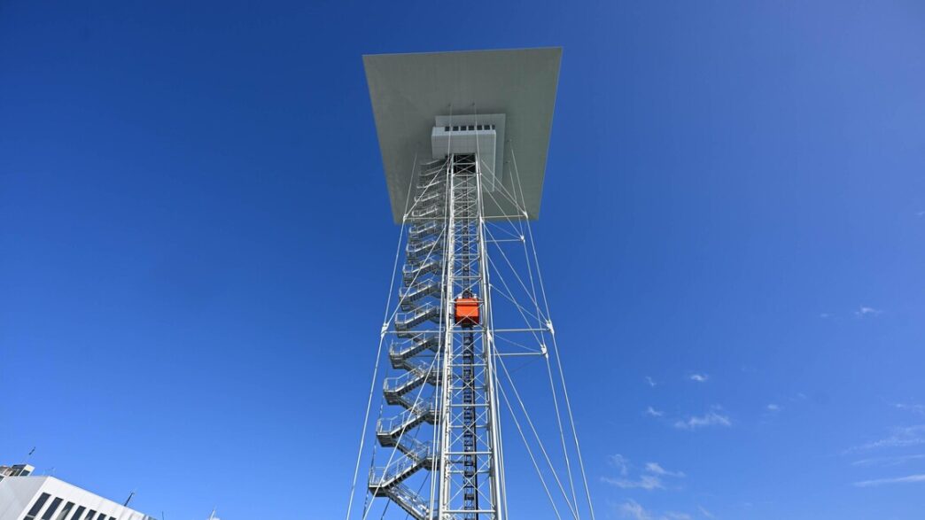 Lavori Alla Torre Piloti Di Ge