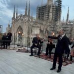 Lazza Presenta Locura Jam + Opera Dalla Terrazza Con Vista Sul Duomo Di Milano
