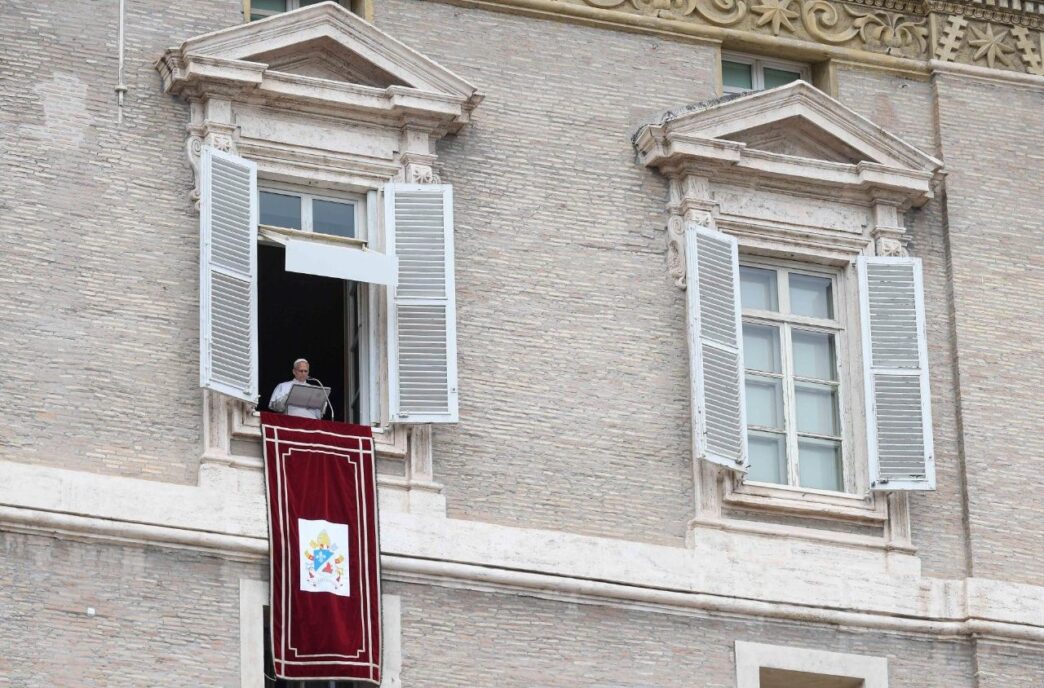 Leone Xiv Ricorda Il Dono Di C