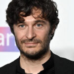 Lino Guanciale Protagonista Della Miniserie Rai L’invisibile Incentrata Sulle Indagini Su Matteo Messina Denaro