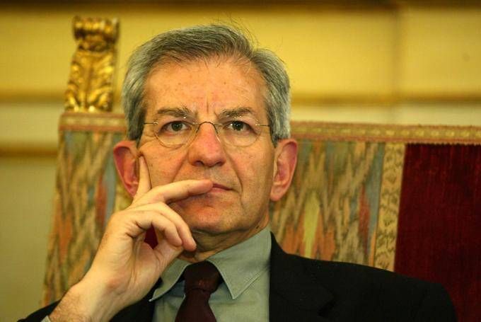Luciano Violante Condurrc3A0 Uno