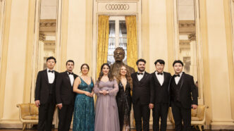Malika Ayane E Il Coro Delle28099Ac