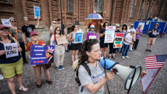Manifestazione Di Cittadini Am