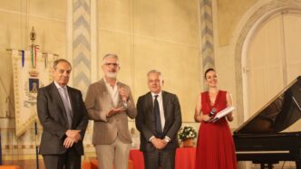 Mauro Sambi Vince Il Premio Le