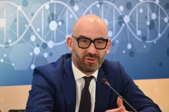 Minacce Ai Medici Genova2C Bass