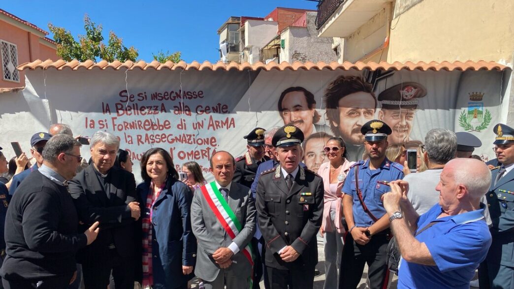 Murale Della Legalitc3A0 A Torre