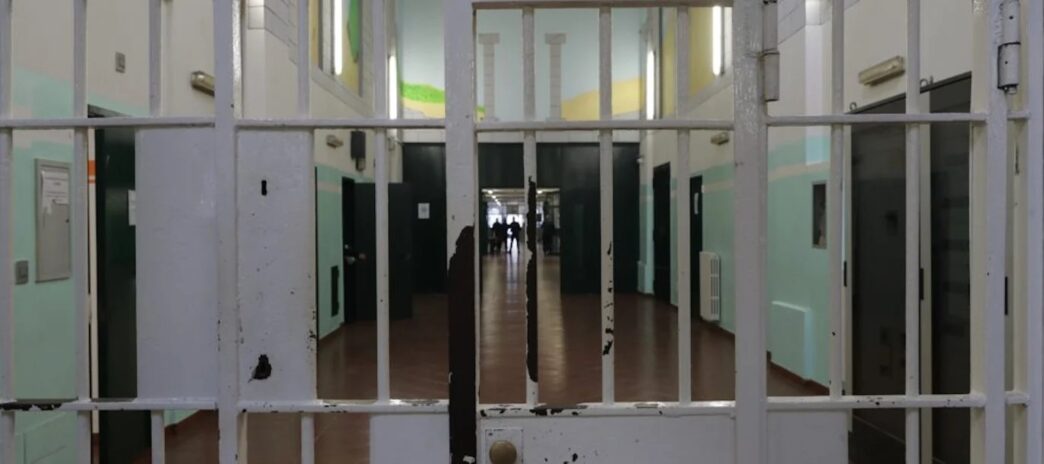 Napoli2C A Scampia Arrestato Un