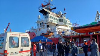 Nave Ocean Viking Attraccata A