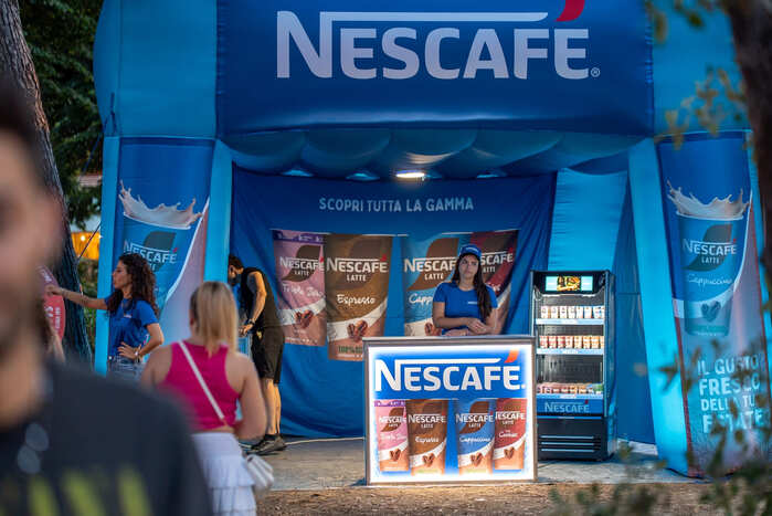 Nescafc3A9 Latte Accende Le28099Rds Su