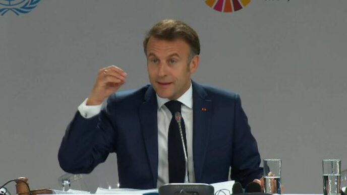 Nicola Macron A Nizza Ricorda