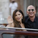 Nozze A Venezia Tra Jeff Bezos E Lauren Sanchez Suscitano Critiche Per Lo Spreco E Il Messaggio Ai Giovani