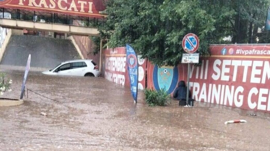 Nubifragio E Disagi A Roma E C