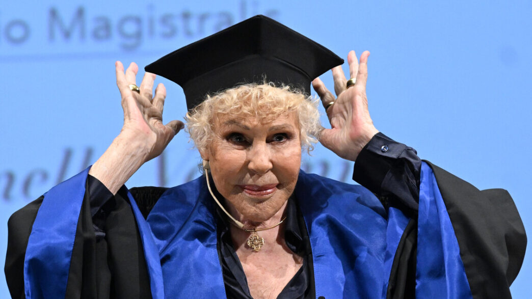 Ornella Vanoni Riceve La Laure