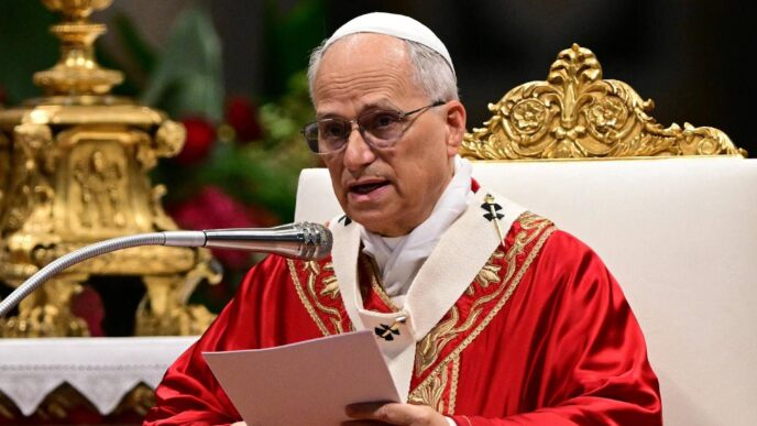 Papa Leone Xiv Impone Il Palli