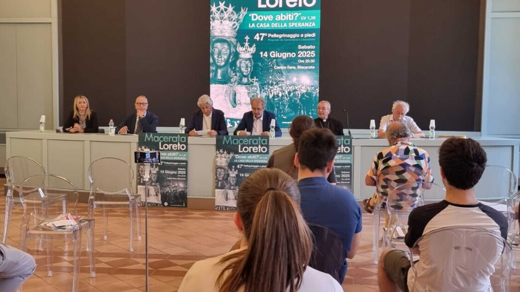 Pellegrinaggio A Piedi Macerat