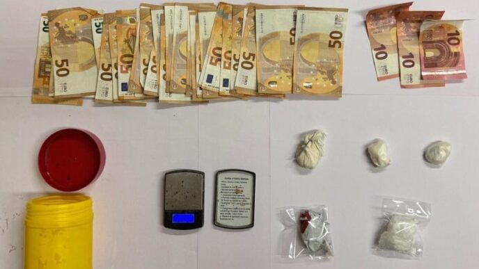Pescara2C Due Arresti Per Spacc