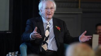 Philip Pullman Annuncia Le28099Usci