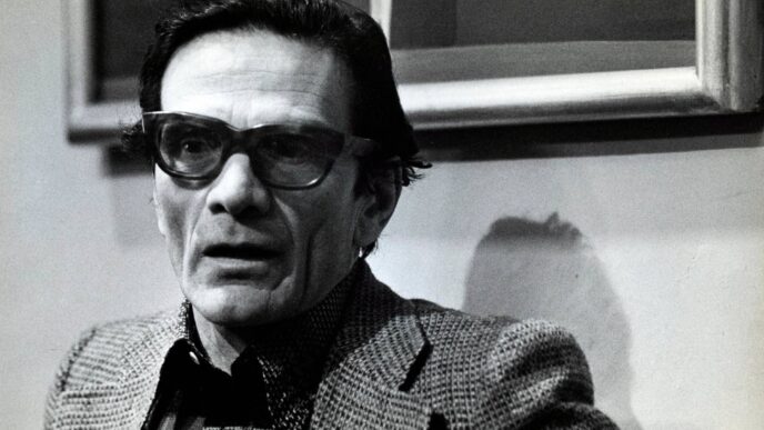 Pier Paolo Pasolini Tra Le Tra