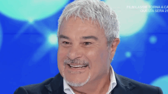 Pino Insegno Al Lavoro Su Uno