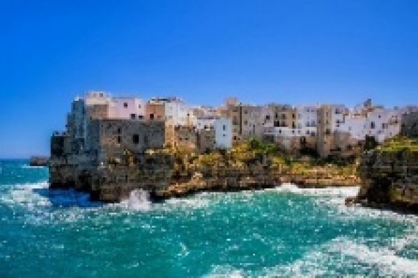 Polignano A Mare Inaugura Cala