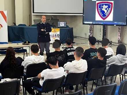 Polizia Stradale Di Latina E L