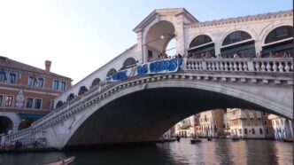 Proteste A Venezia Per Il Matr